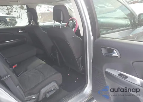 2015 Dodge Journey Sxt z USA, uszkodzony, nr VIN 3C4PDDBG2FT651615